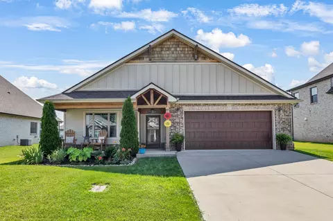 827 Jersey Dr, Clarksville, TN 37043