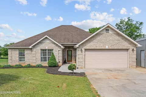 5635 J Riley West Dr, Greenback, TN 37742
