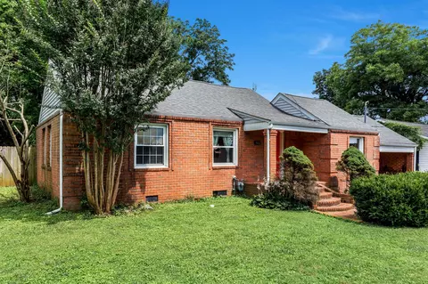 906 Grantland Ave, Murfreesboro, TN 37129