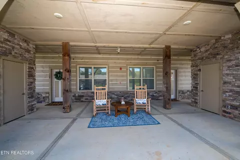 229 Bishops Cap Cir #102, Townsend, TN 37882
