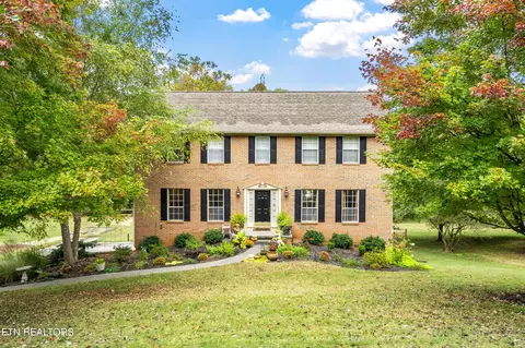 8707 Glen Echo Dr, Knoxville, TN 37923