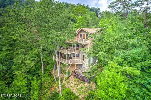 225 Kelly Ridge Rd, Townsend, TN 37882