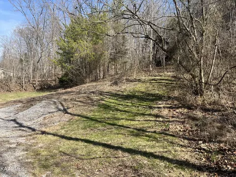 3918 Roberts Rd, Corryton, TN 37721 photo 5