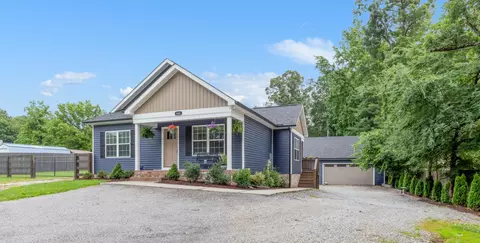 608 Luther Rd, Dickson, TN 37055
