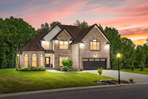 4049 Sadie Grace Way NW, Clarksville, TN 37042