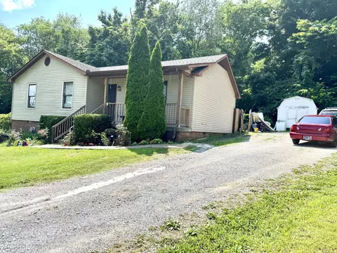 129 Cofer Dr, Springfield, TN 37172 photo 2