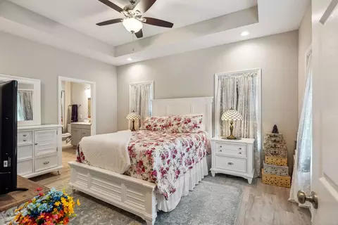 Bedroom - 582 Hennessee Ave, Morrison, TN 37357 photo 1 of 3