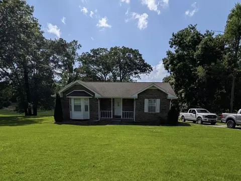 312 Crow Rd, Dover, TN 37058