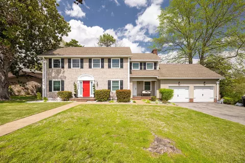 7010 Fairington Cir, Hixson, TN 37343