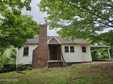 213 N Stooksbury Rd, Knoxville, TN 37914