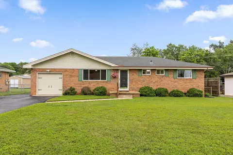 141 Greenfield Dr, Rossville, GA 30741
