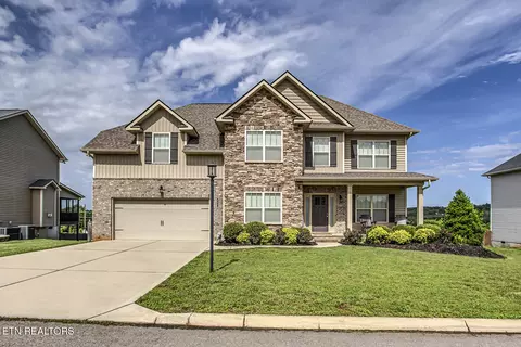 235 Bluff Shadows Ln, Seymour, TN 37865