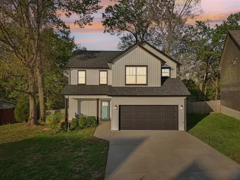 1083 Fuji Ln, Clarksville, TN 37040