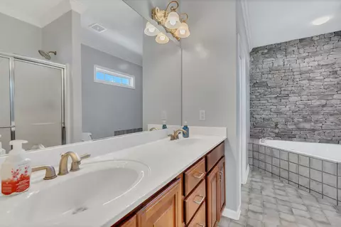 Bath - 919 Compton Rd, Murfreesboro, TN 37130 photo 1 of 3
