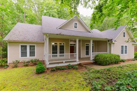 238 Wiggins Creek Dr, Sewanee, TN 37375