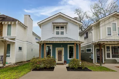 1042 Zophi St, Nashville, TN 37216