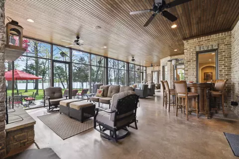 1499 Boardwalk Pl, Gallatin, TN 37066