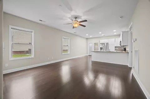 433 Bruce Dr, Spring Hill, TN 37174 photo 9
