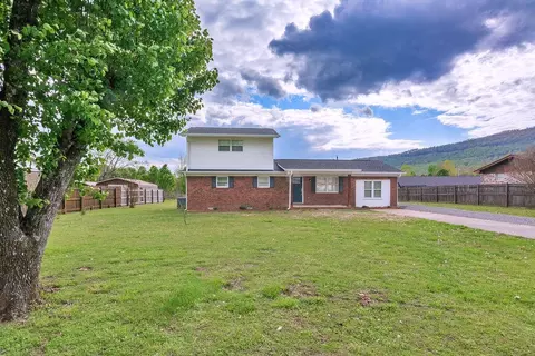 50 Clover Dale Rd N, Dunlap, TN 37327