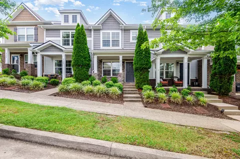 2720 River Vista Ct, Hermitage, TN 37076