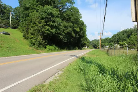 7314 Highway 13, Erin, TN 37061 photo 2