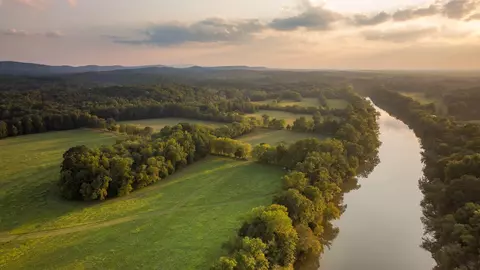 1752 SW Blacks Bluff Rd, Rome, GA 30161