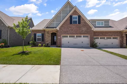 1551 Cedarbrooke Ln, Lebanon, TN 37090