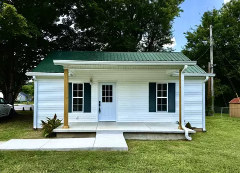 1110 S Spring St, Manchester, TN 37355