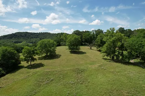 7343 Old Hickory Blvd, Whites Creek, TN 37189