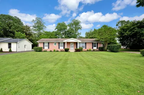 8064 Sawyer Brown Rd, Nashville, TN 37221