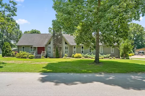 308 Masters Rd, Hixson, TN 37343