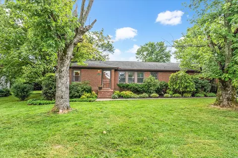 515 Mckellar Dr, Manchester, TN 37355