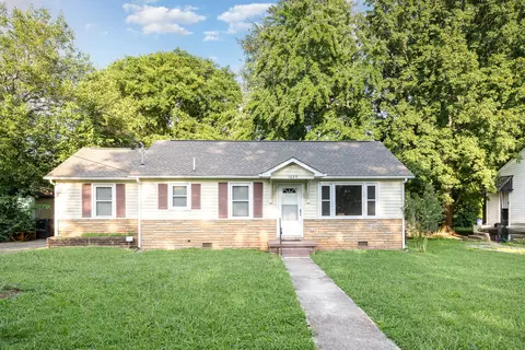 1620 Idlewood Dr, Murfreesboro, TN 37129
