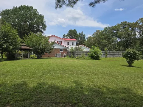 Exterior - 6579 Vervilla Rd, Morrison, TN 37357 photo 6 of 29