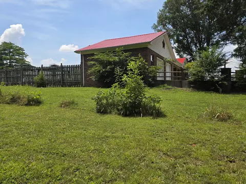 Exterior - 6579 Vervilla Rd, Morrison, TN 37357 photo 9 of 29