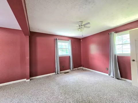 Bedroom - 6579 Vervilla Rd, Morrison, TN 37357 photo 14 of 16