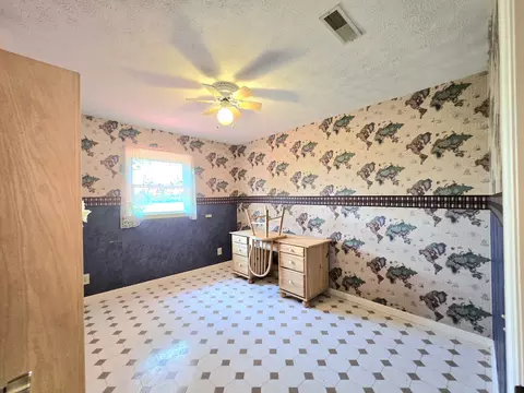 Bedroom - 6579 Vervilla Rd, Morrison, TN 37357 photo 6 of 16