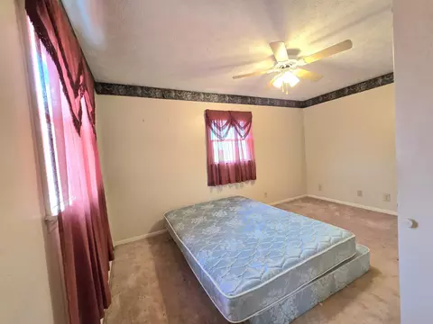 Bedroom - 6579 Vervilla Rd, Morrison, TN 37357 photo 9 of 16