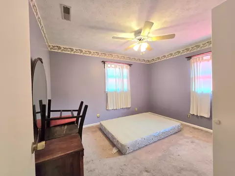 Bedroom - 6579 Vervilla Rd, Morrison, TN 37357 photo 3 of 16