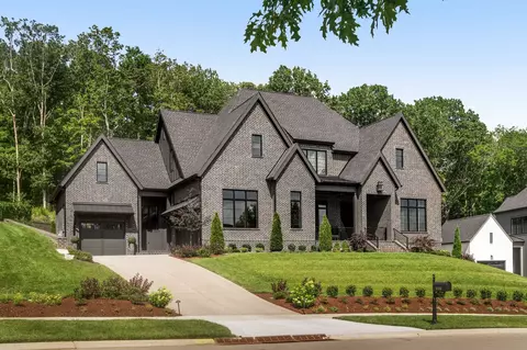 8500 Heirloom Blvd, College Grove, TN 37046
