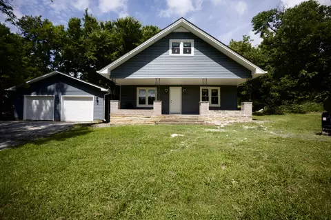 213 England St W, Cowan, TN 37318