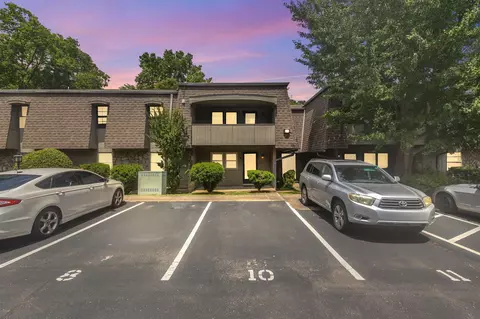 2929 Selena Dr #8, Nashville, TN 37211