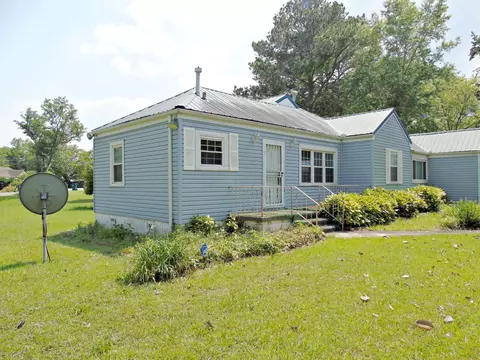 5006 Club Dr, Chattanooga, TN 37411