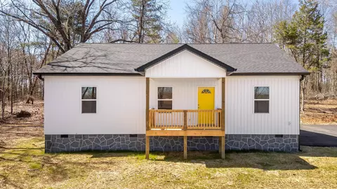 1066 Pendall Ln, Soddy Daisy, TN 37379