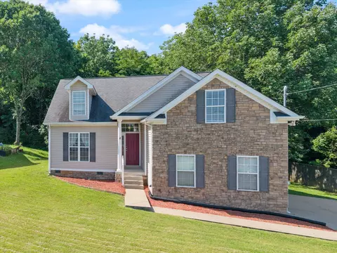 1554 Laurel Ledge Dr, La Vergne, TN 37086