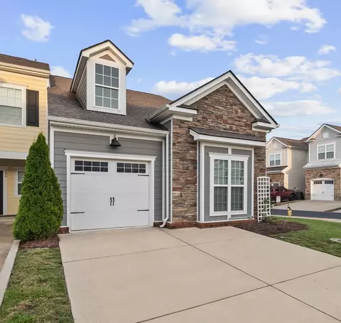 100 Bergen Dr, Spring Hill, TN 37174
