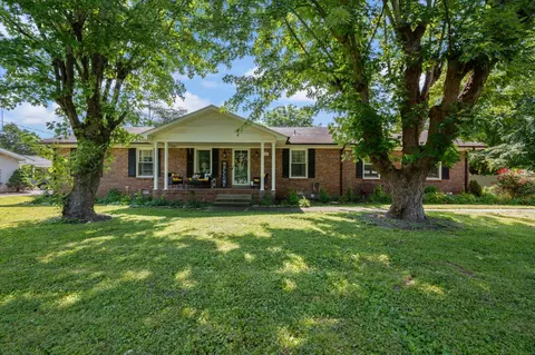 106 Mcfarlin Rd, Murfreesboro, TN 37130