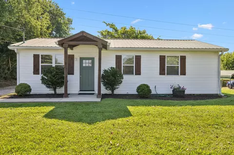 104 Shelby Ct, Columbia, TN 38401