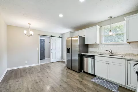 8124 Cooper Dr, Murfreesboro, TN 37129 photo 9