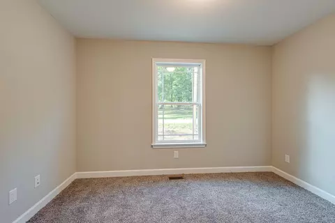 1004 Northside Dr, Dickson, TN 37055 photo 3